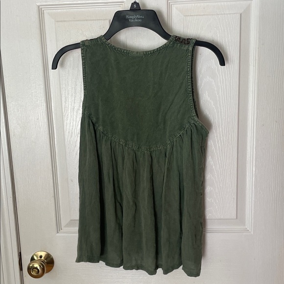 Boho chic wonderfully unique Olive Embroidered Tank Top - Picture 7 of 7